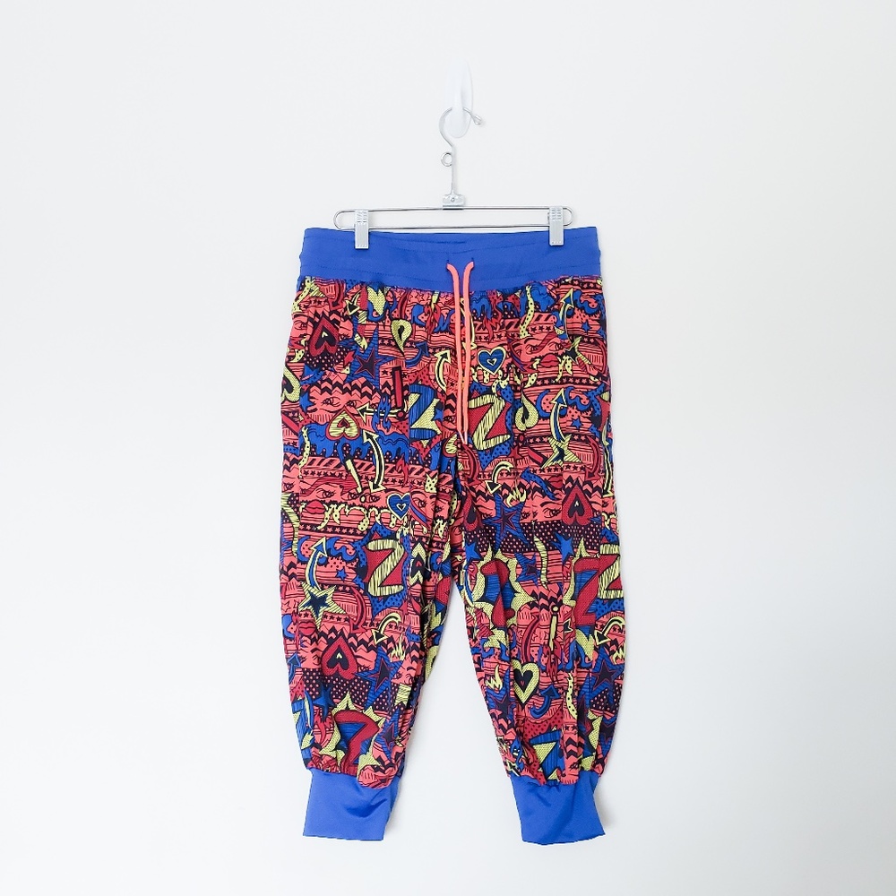Zumba Cropped Harem Pants Comic Book Print